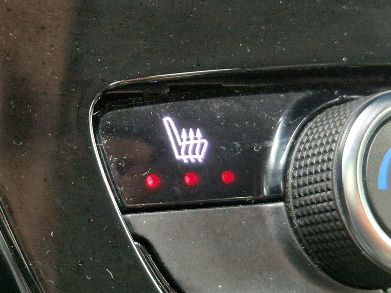 Vehicle Image 26