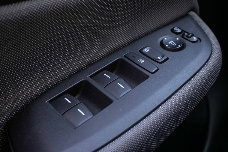 Vehicle Image 37