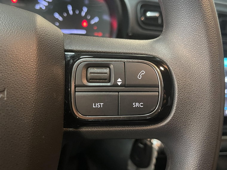Vehicle Image 23