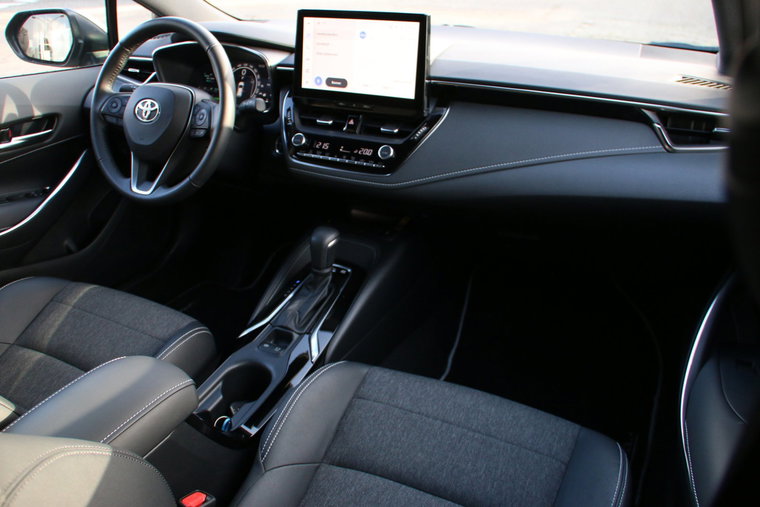 Vehicle Image 11