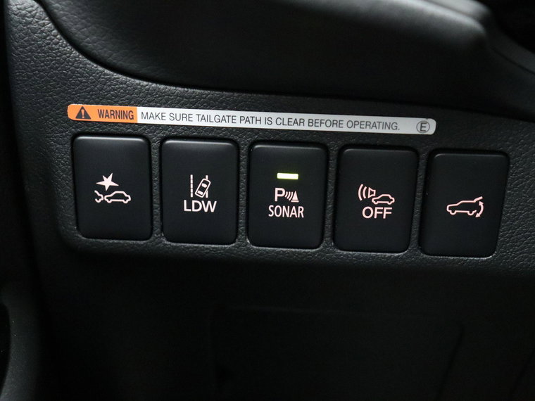 Vehicle Image 23