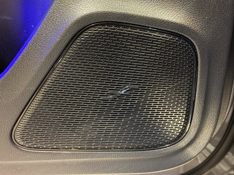 Vehicle Image 31