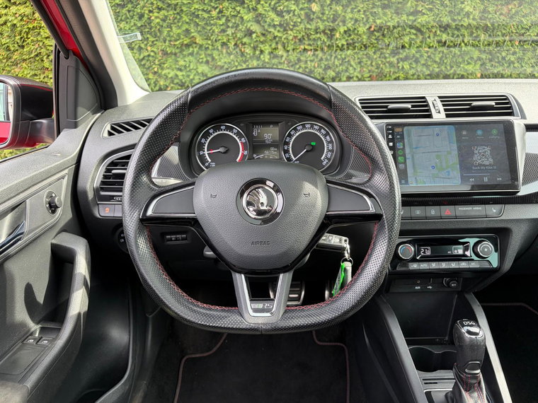 Vehicle Image 22