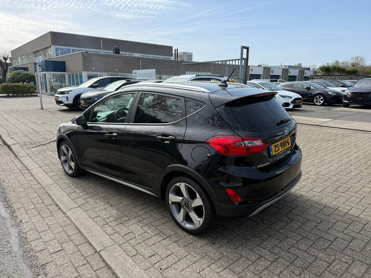 Vehicle Image 6