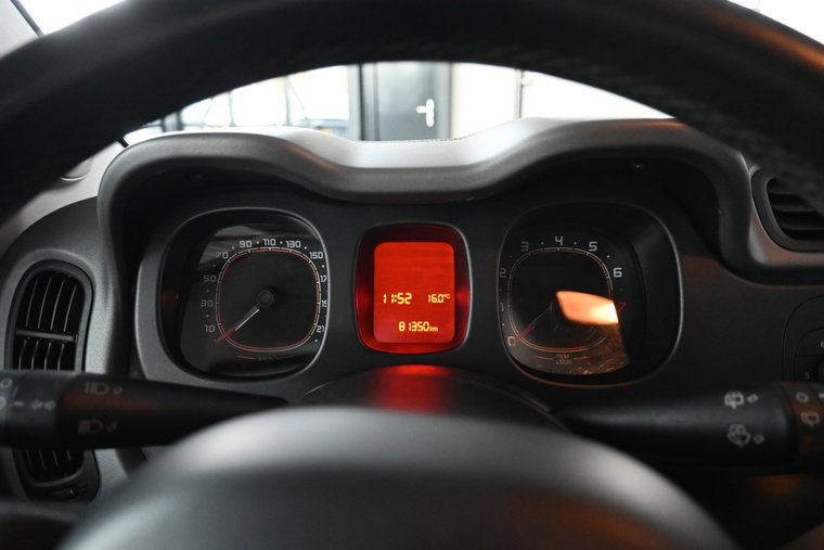 Vehicle Image 22