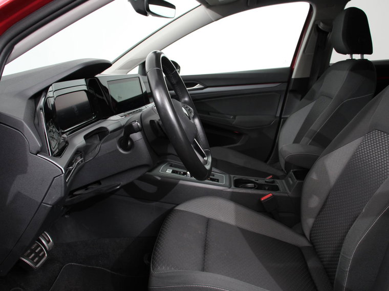 Vehicle Image 25