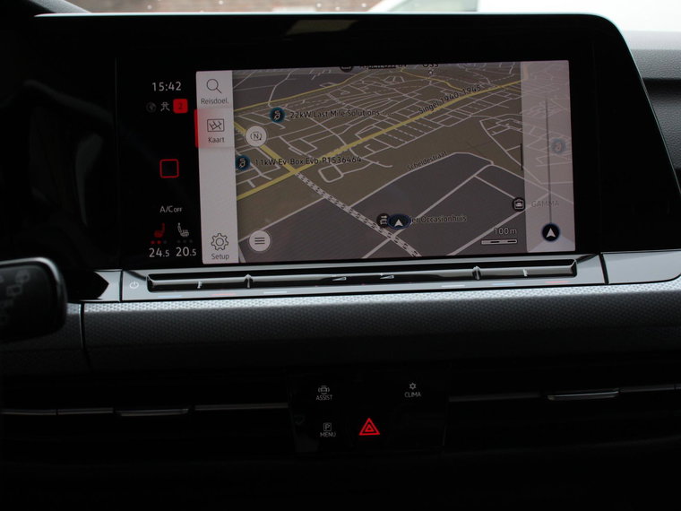 Vehicle Image 36