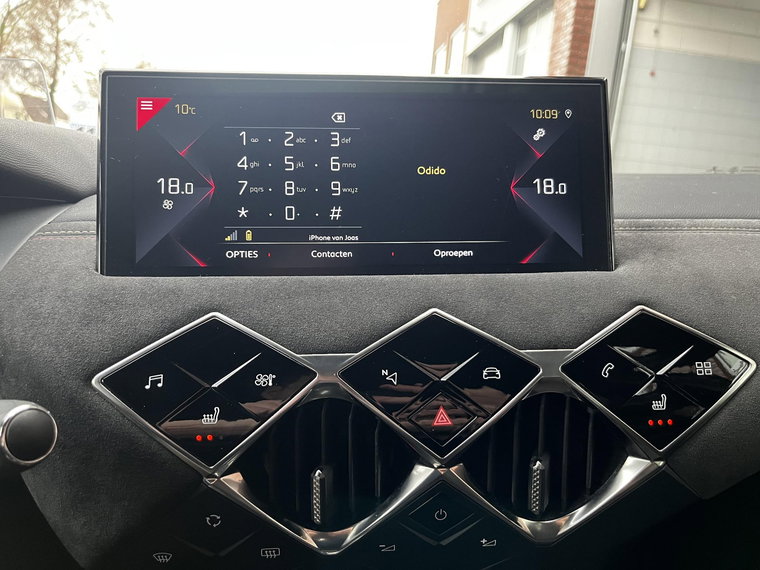 Vehicle Image 35