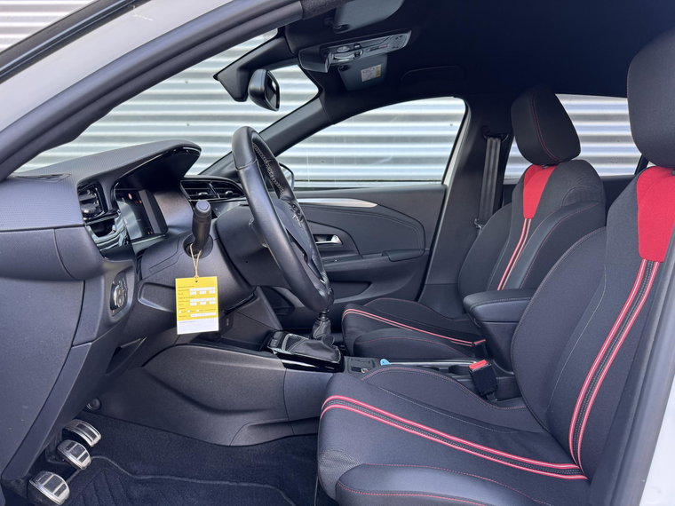 Vehicle Image 16