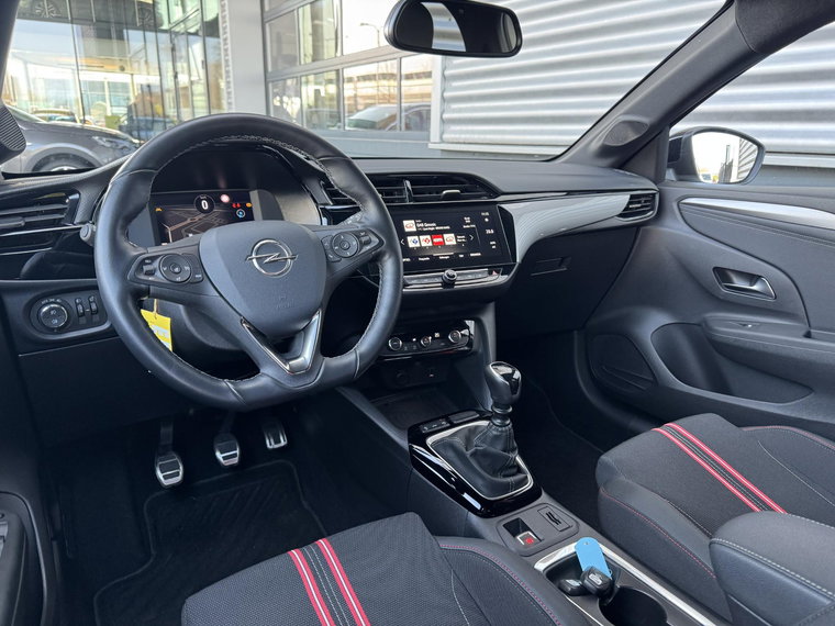 Vehicle Image 22