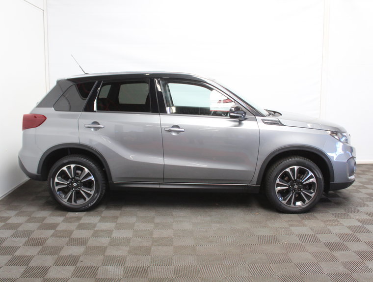 Vehicle Image 15