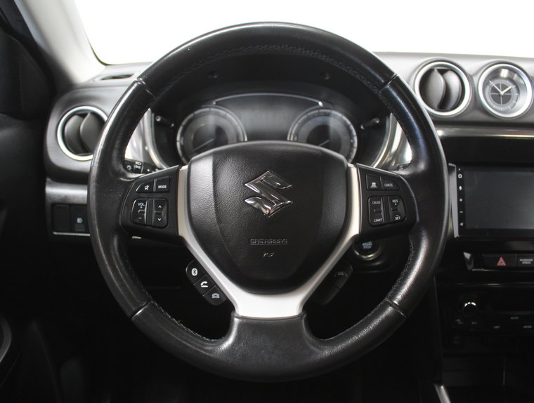 Vehicle Image 18