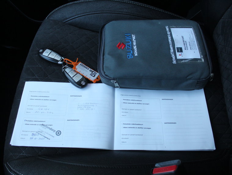 Vehicle Image 10