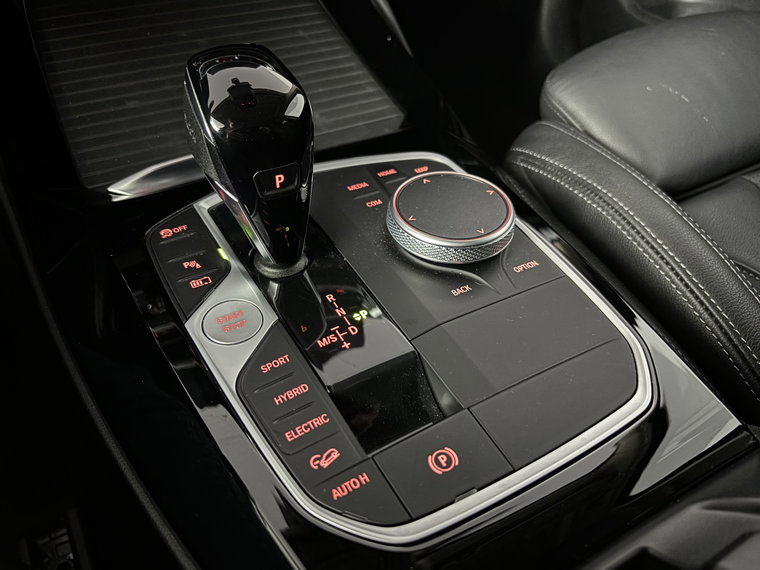 Vehicle Image 33