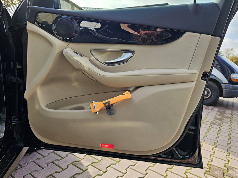 Vehicle Image 38