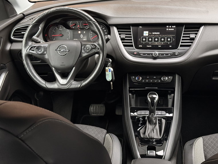 Vehicle Image 19
