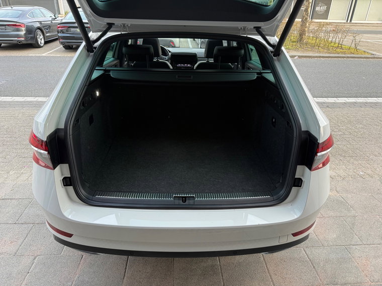 Vehicle Image 31