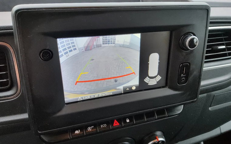 Vehicle Image 17