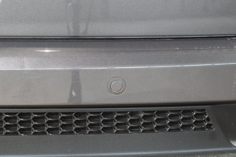 Vehicle Image 17