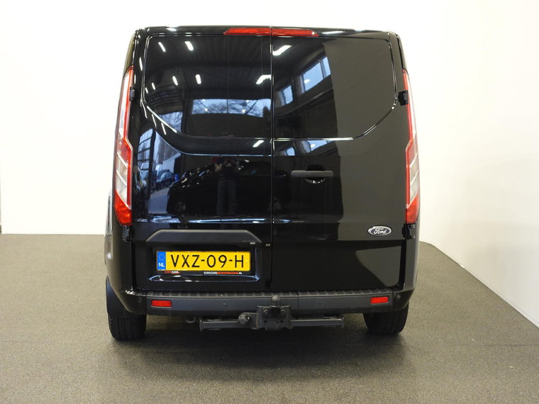 Vehicle Image 35