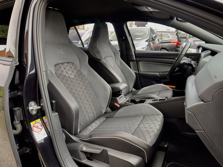 Vehicle Image 35
