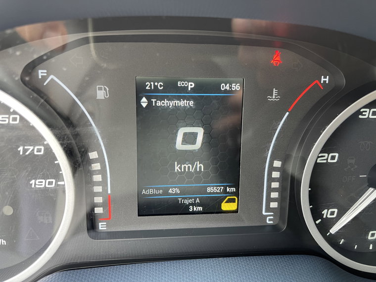 Vehicle Image 22