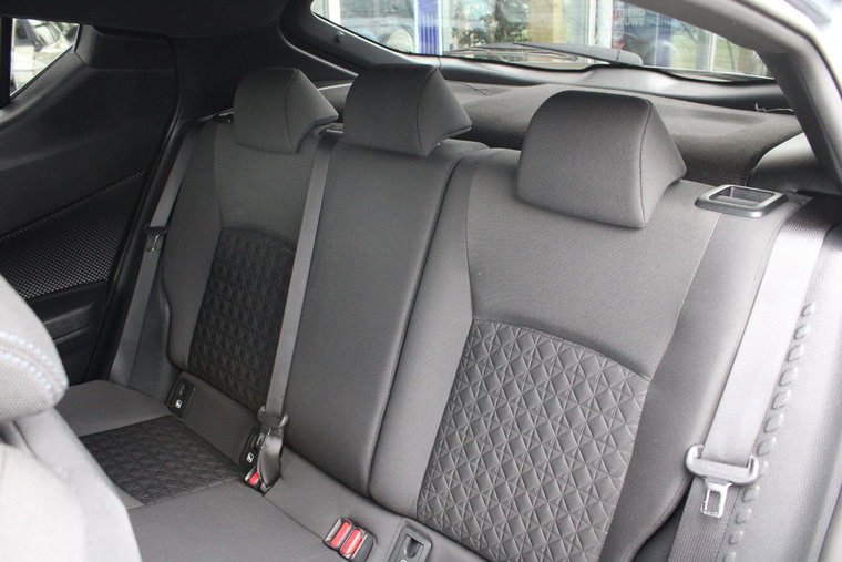Vehicle Image 13