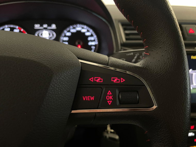 Vehicle Image 28