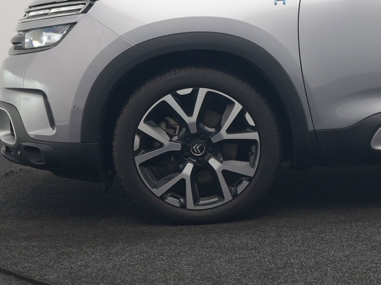 Vehicle Image 41