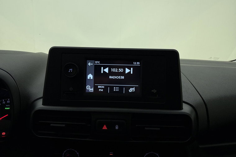 Vehicle Image 20