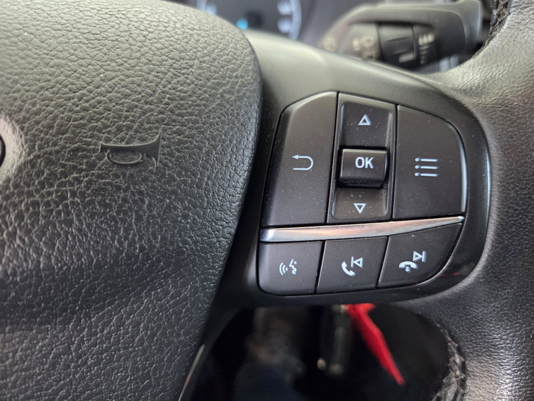 Vehicle Image 26