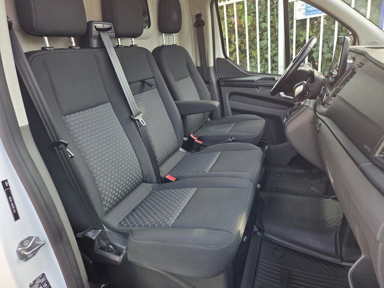 Vehicle Image 37