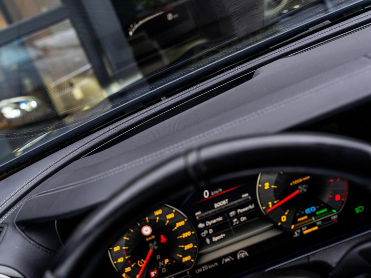 Vehicle Image 35