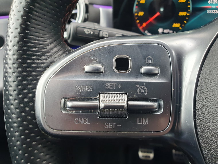 Vehicle Image 37
