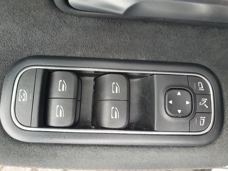 Vehicle Image 41