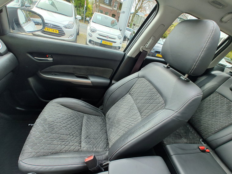 Vehicle Image 33