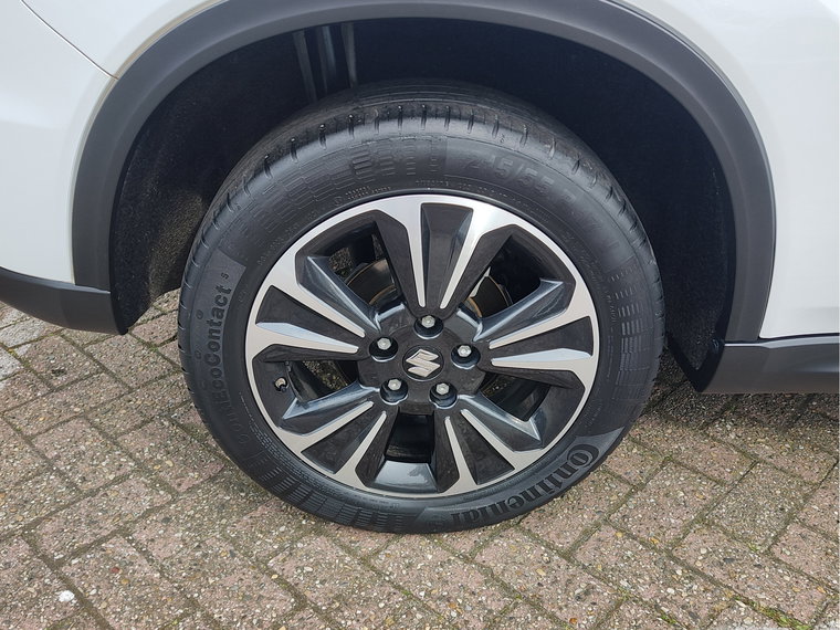 Vehicle Image 38