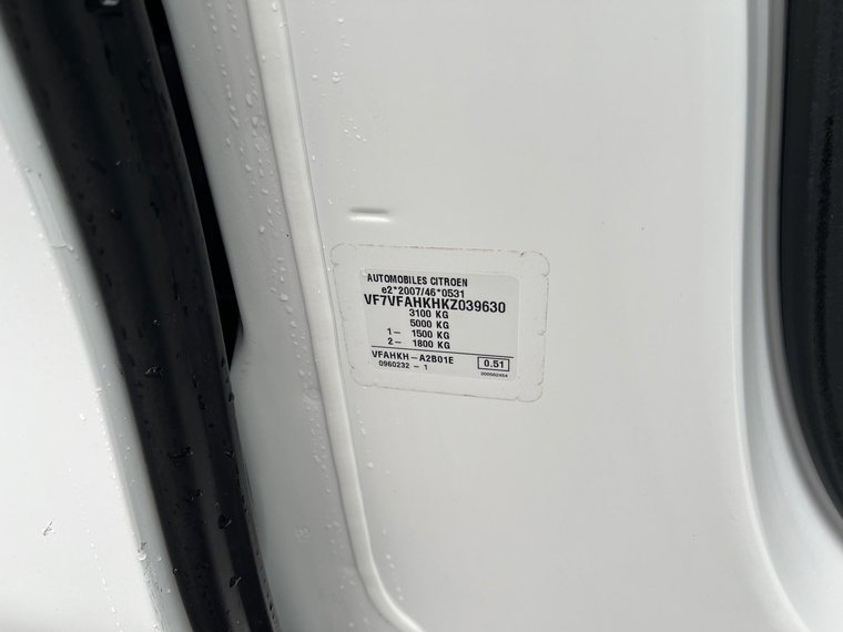 Vehicle Image 33