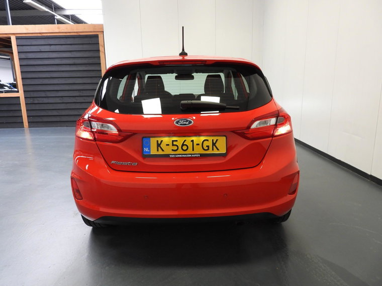 Vehicle Image 28