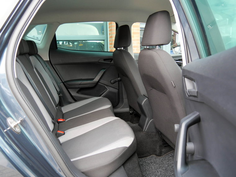 Vehicle Image 19