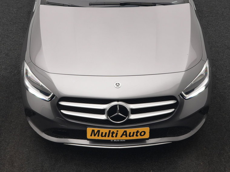 Vehicle Image 35