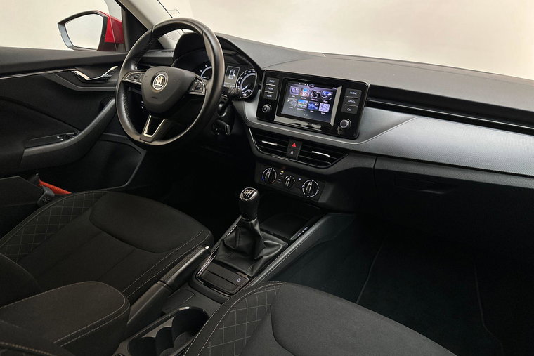 Vehicle Image 15