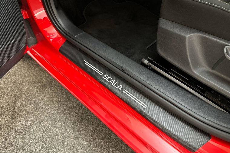 Vehicle Image 17
