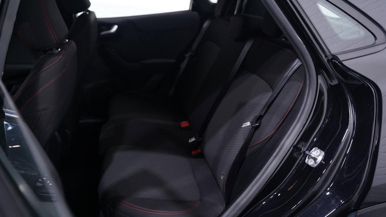 Vehicle Image 31