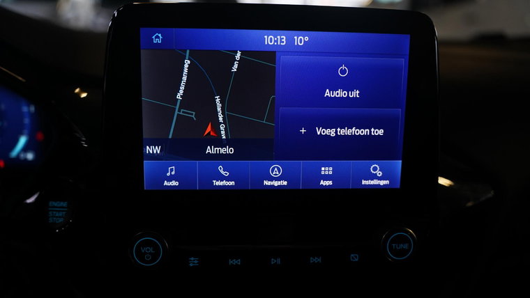 Vehicle Image 35