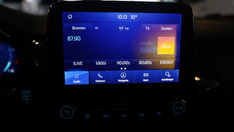 Vehicle Image 36