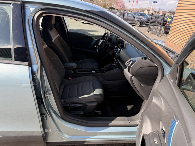 Vehicle Image 45