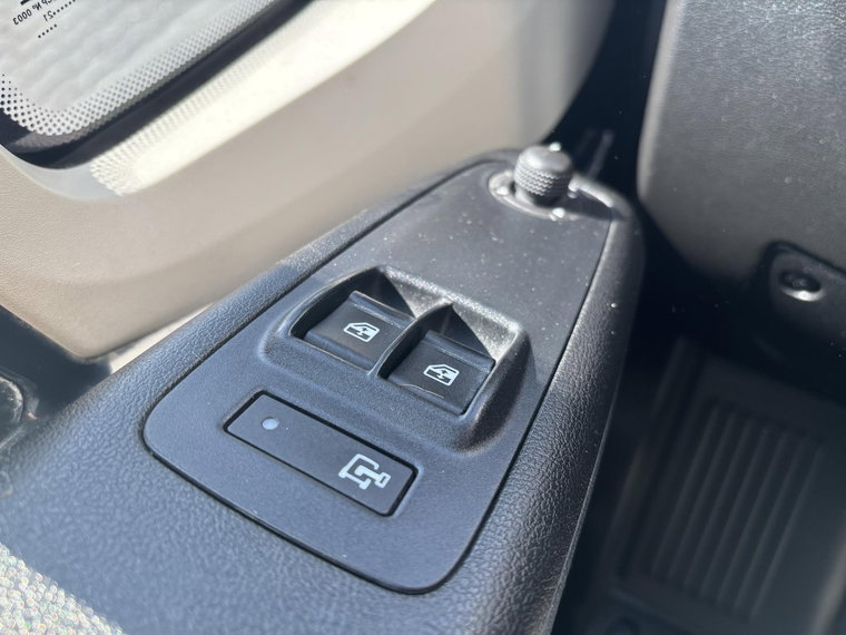 Vehicle Image 27