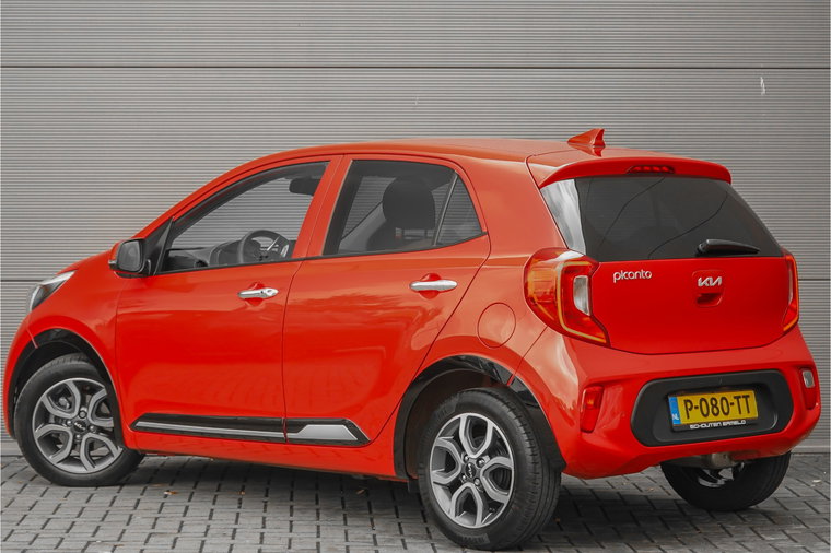 Vehicle Image 13