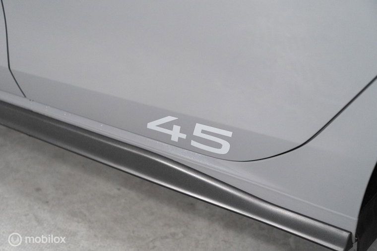 Vehicle Image 40